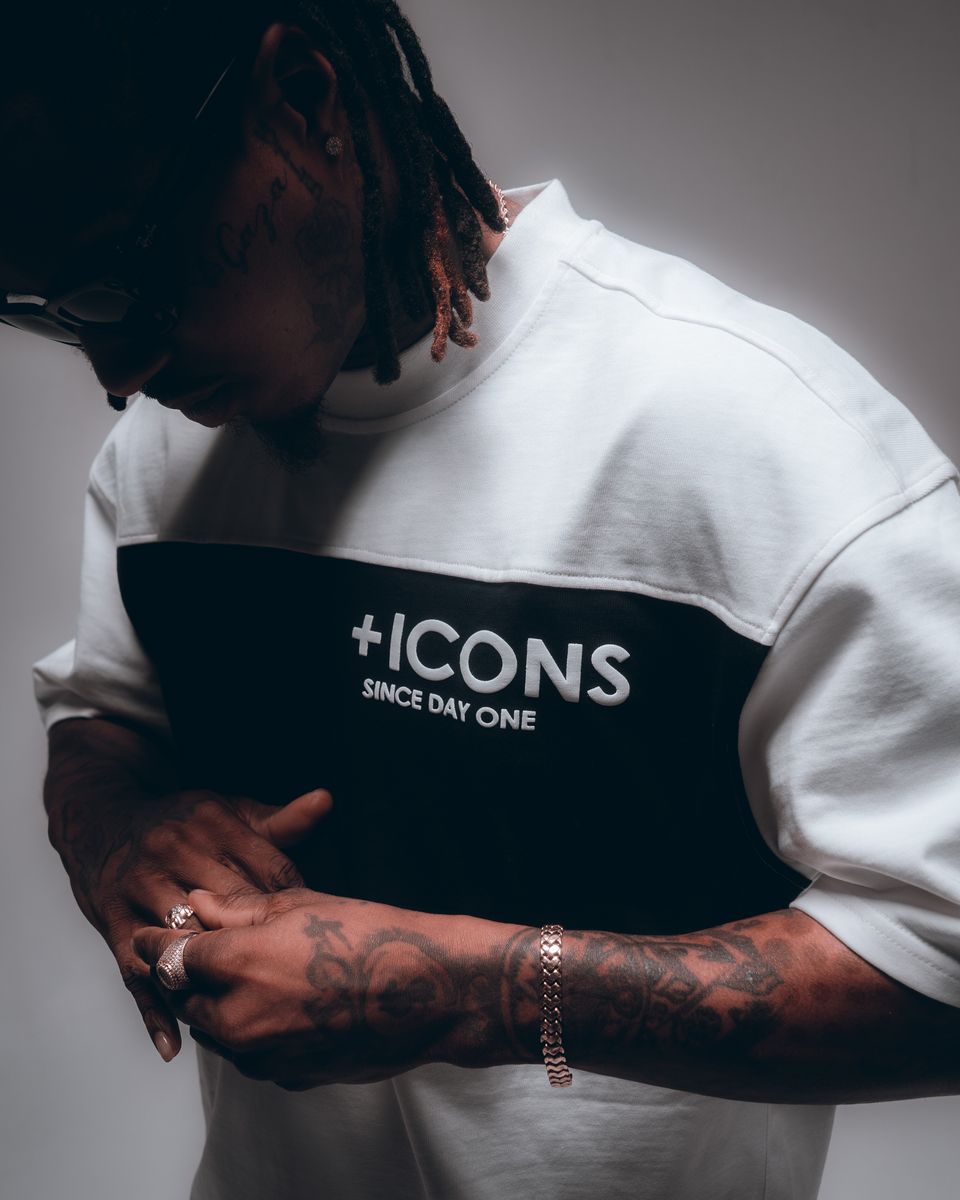 Hudson Outerwear T-Shirt - +Icons Tee - White-Black - 565