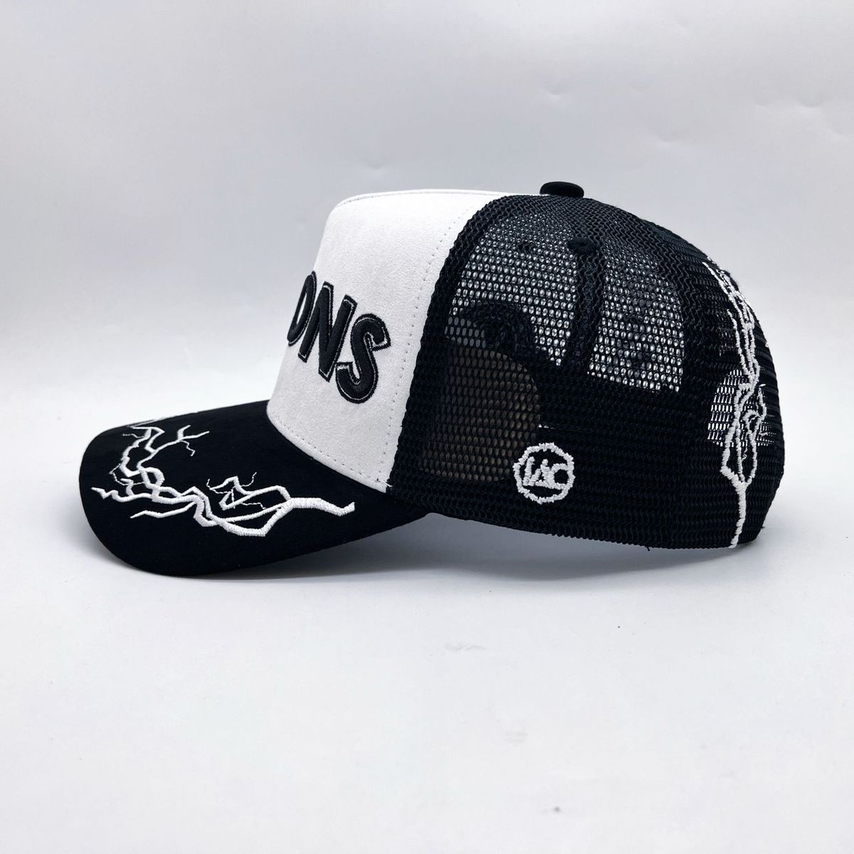 Hudson Hat - +Icons Suede Trucker Hat  - White-Black
