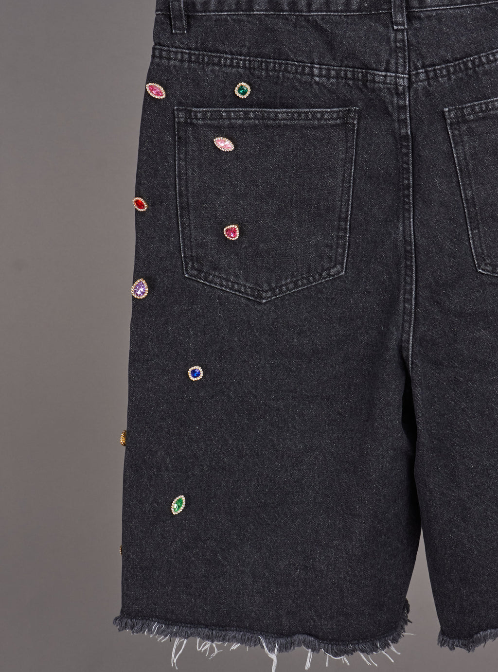 NME Shorts - Larry - Dark Grey - 002