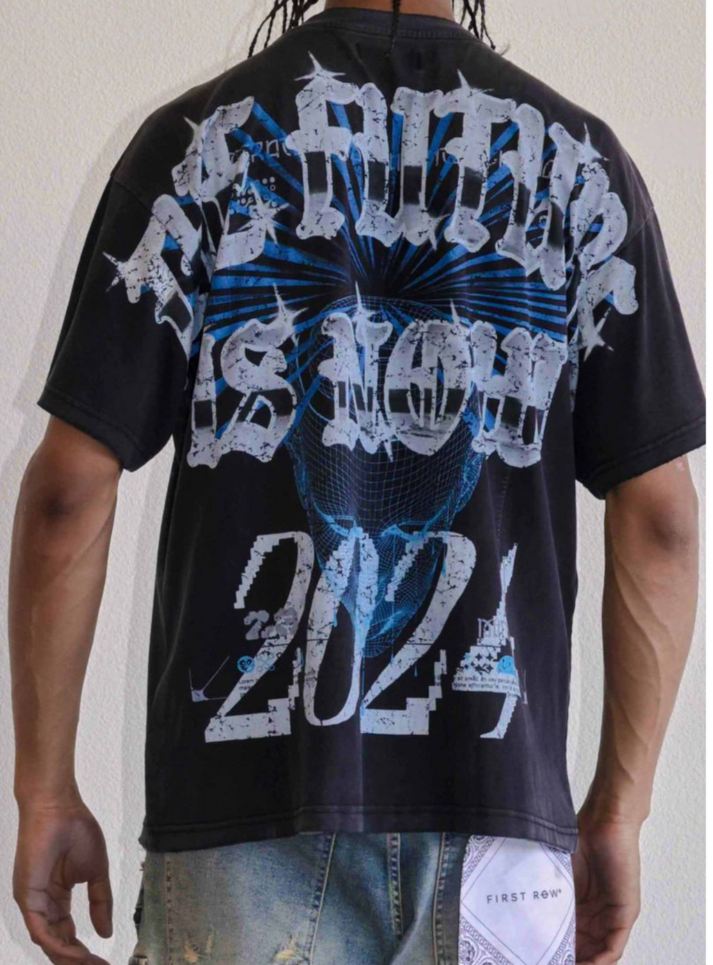 First Row T-Shirt - Radical Inteligence World - Black - FRT2134