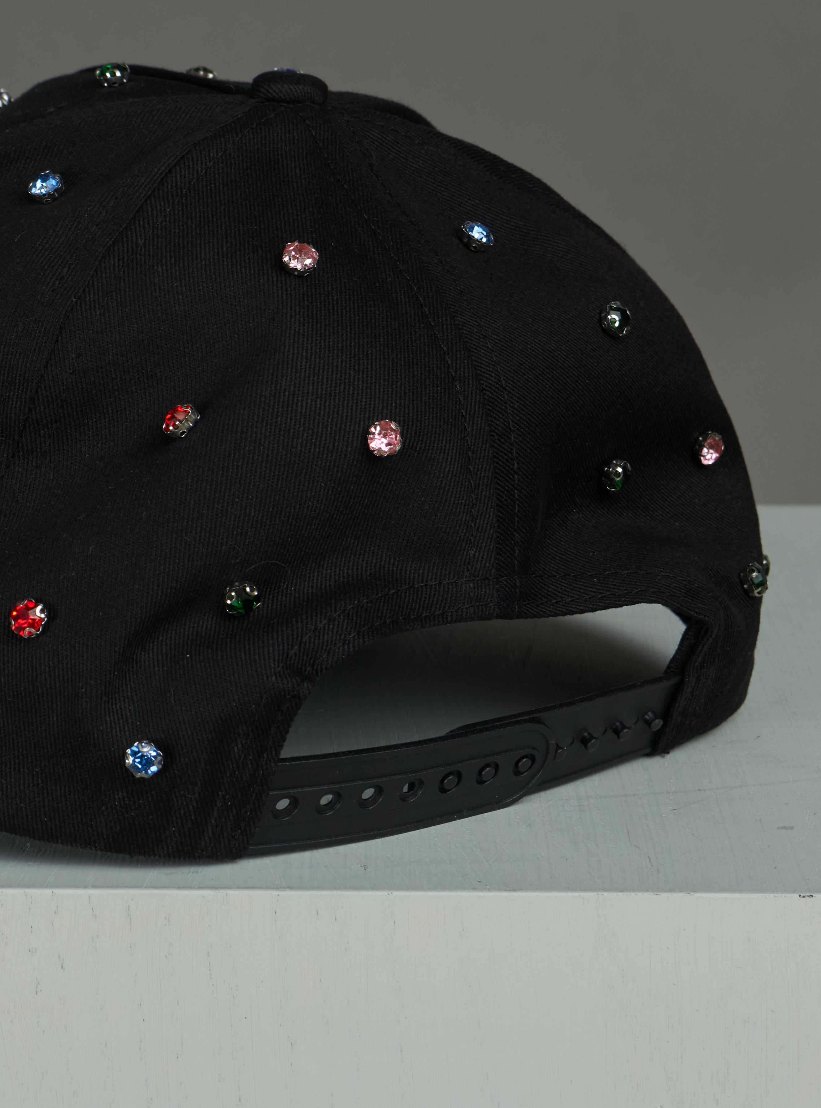 Politics Hat - Stones - Black - 001
