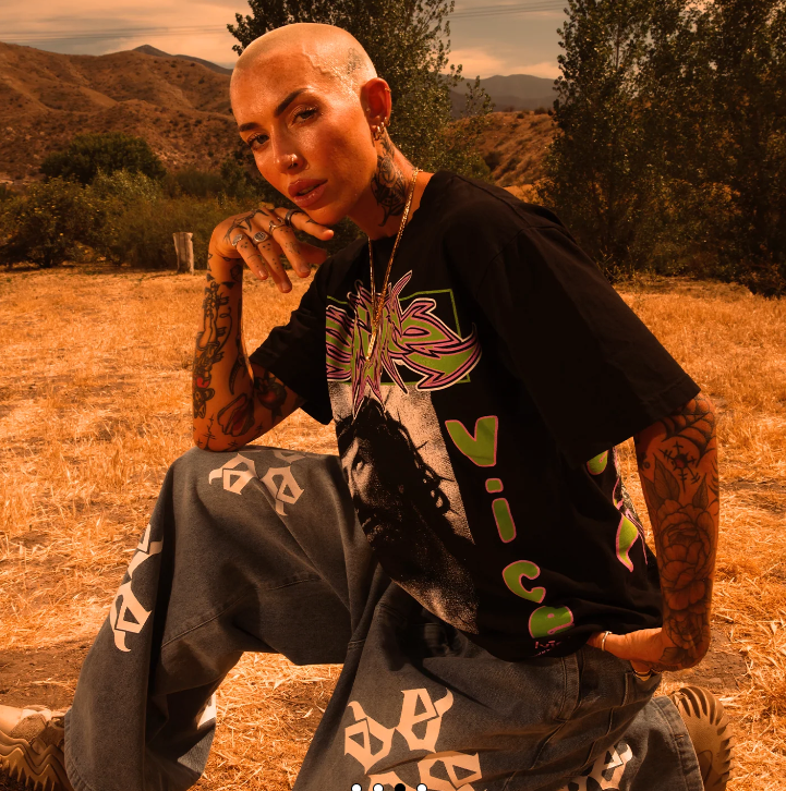 Evil Vice T-Shirt - Evil Glory - Black - EVTSEGB5