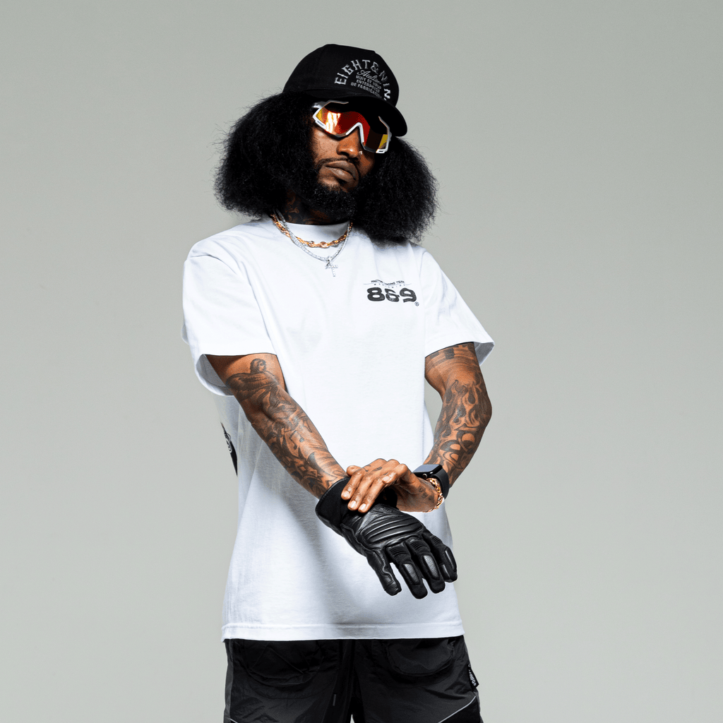 8&9 T-Shirt - Turbo White