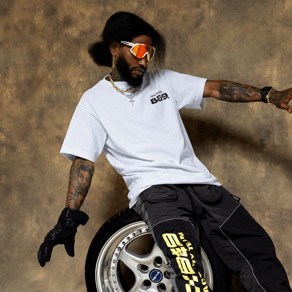 8&9 T-Shirt - Turbo White