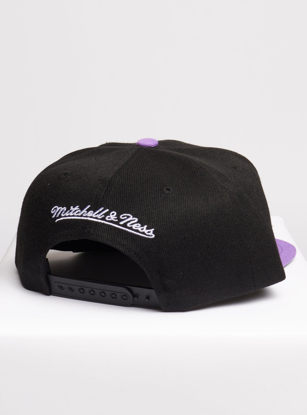 Mitchell & Ness Snapback - NBA Low Big Face HWC Toronto Raptors - Black And Purple - SH20025