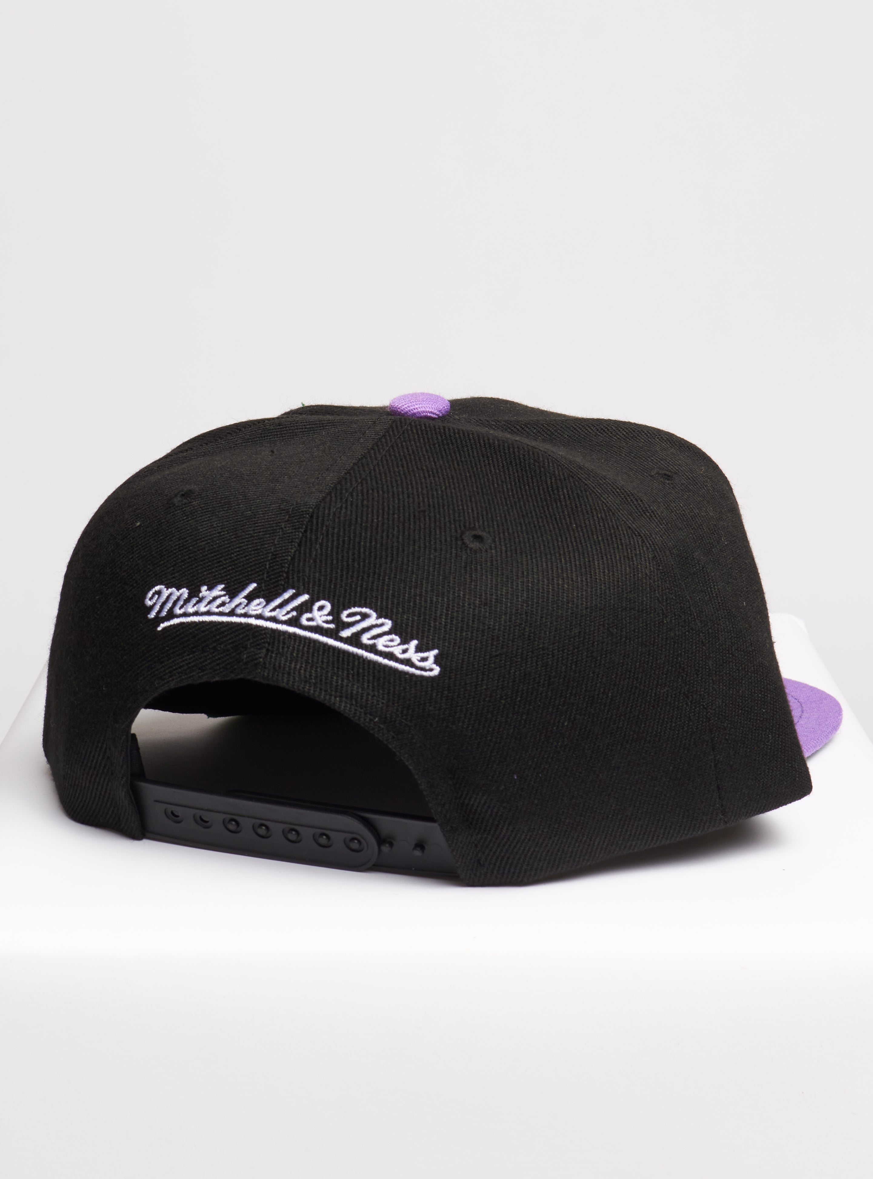 Mitchell & Ness Snapback - NBA Low Big Face HWC Toronto Raptors - Black And Purple - SH20025