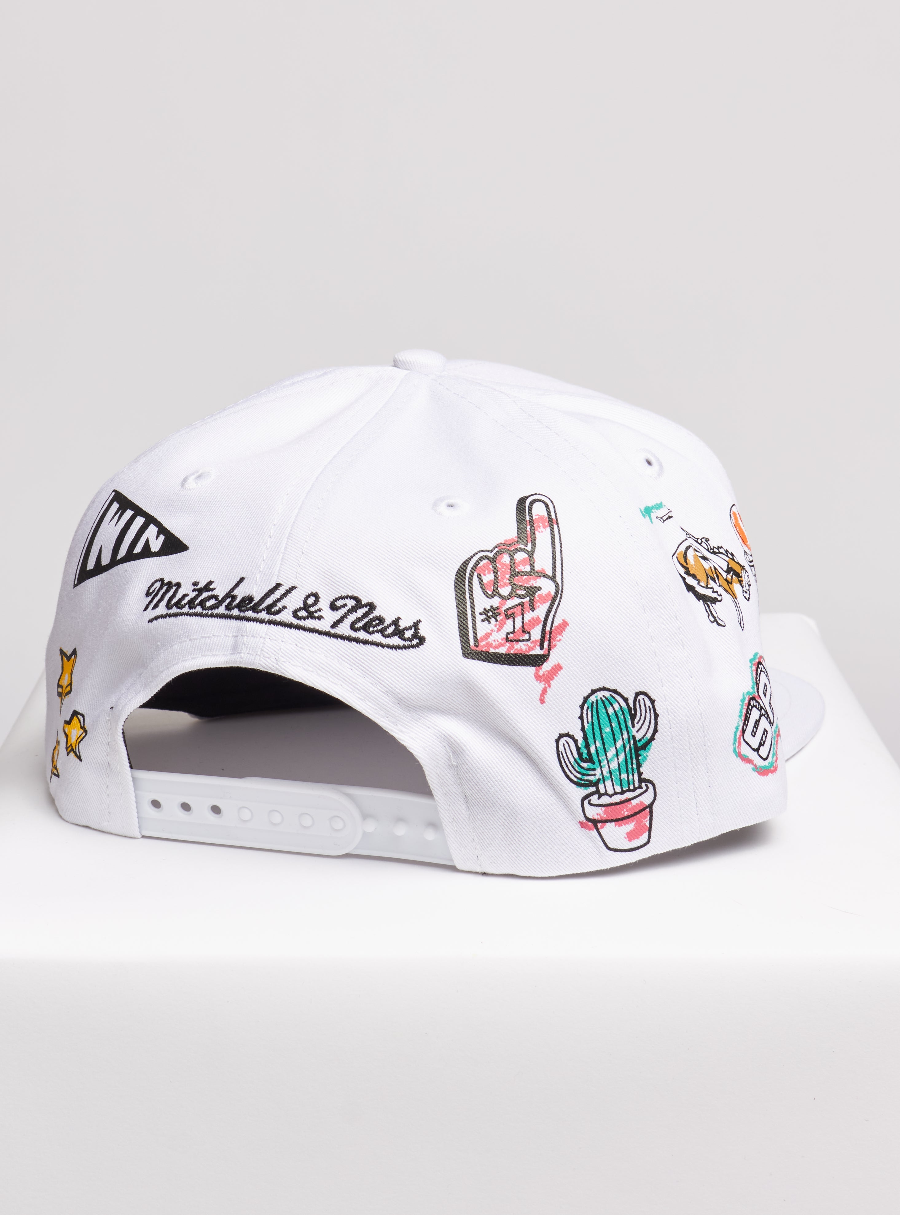 Mitchell & Ness Snapback - NBA Hand Drawn San Antonio Spurs - White - SH20037