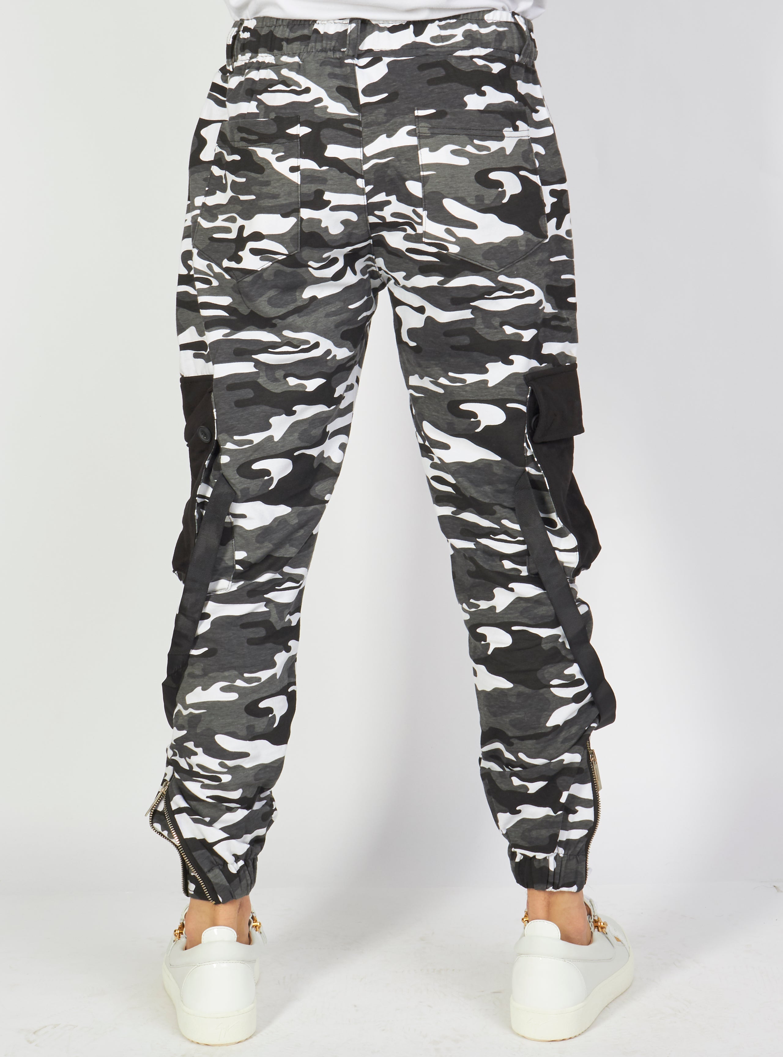 Buyer's Choice Cargo - Camo With Strap - Grey And Black - 9401